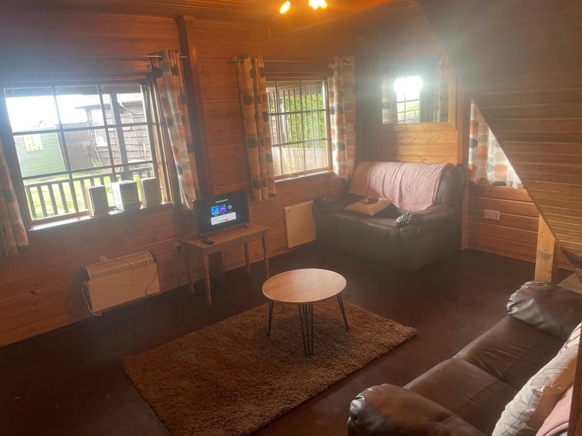 Готель Luxury Glamping At The Riverside Скегнесс Екстер'єр фото
